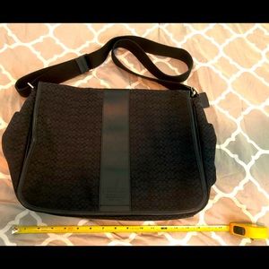 EUC Vintage black authentic Coach messenger bag